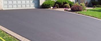 Best Asphalt Driveway Installation  in Level Park Oak Park, MI